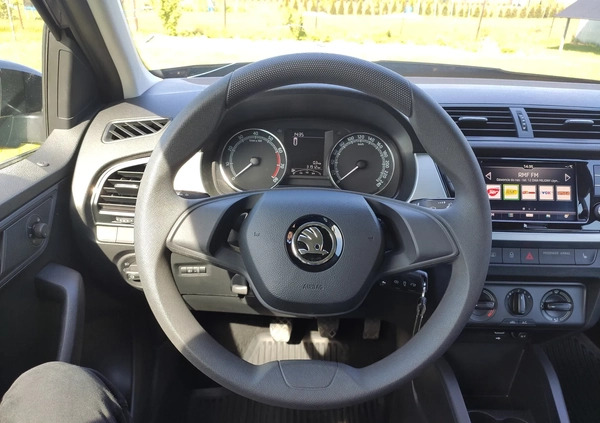 Skoda Fabia cena 34500 przebieg: 31000, rok produkcji 2021 z Nowy Dwór Gdański małe 667